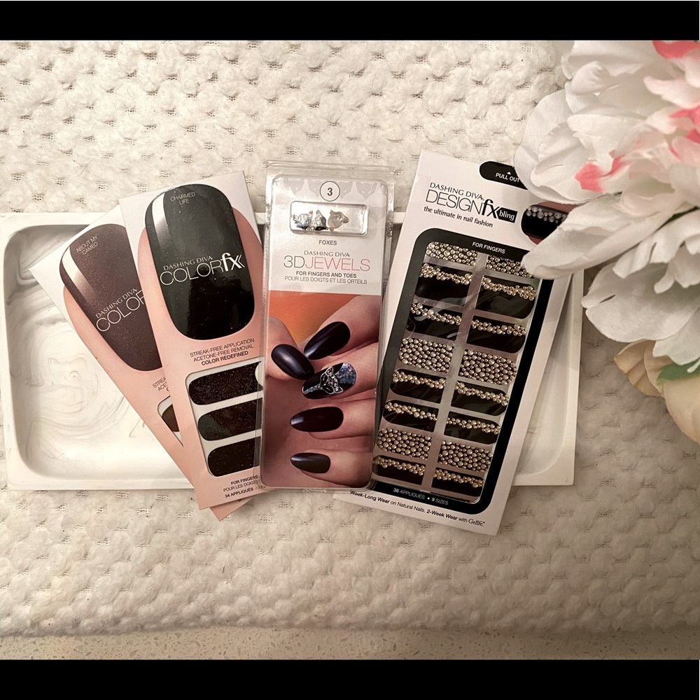 Set of 4 Color FX- dashing diva nail strips stick on